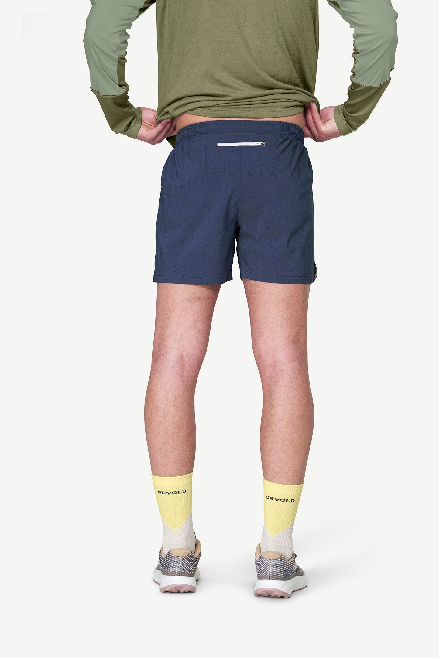 DevoldEnduranceMerinoShortsMan-Night-LBackView