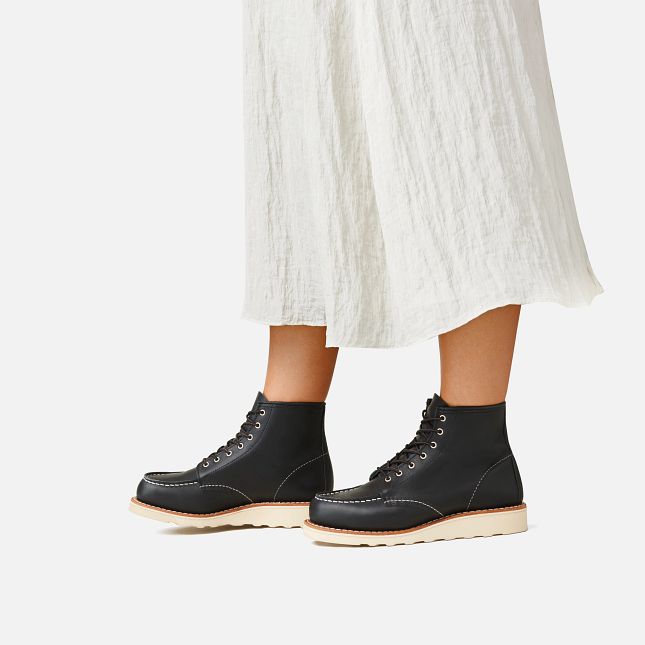 Red Wing Women's Classic 6" Moc Black Boundary Leather Boots