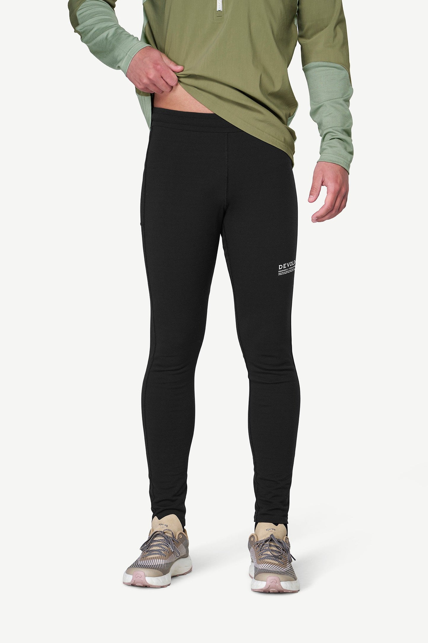 DevoldEnduranceMerinoTightsMan-BlackFrontView