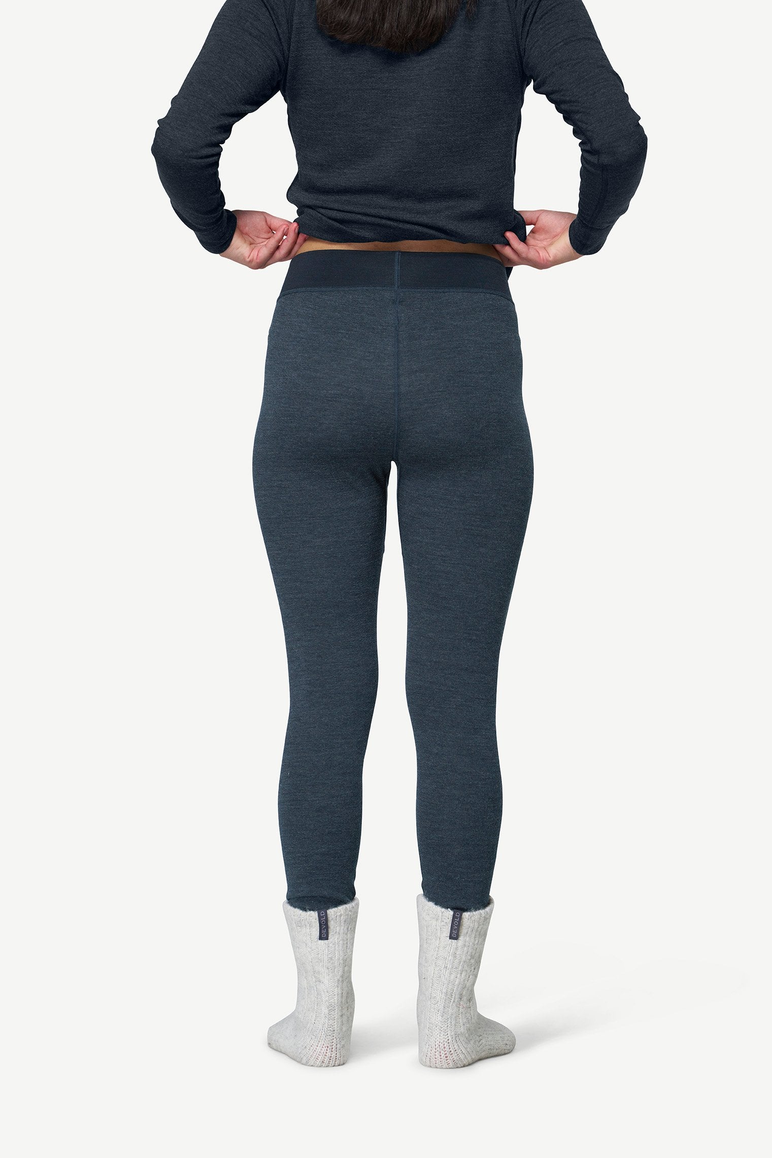 DevoldExpeditionMerinoSilkLongsJr-Ink-12BackView