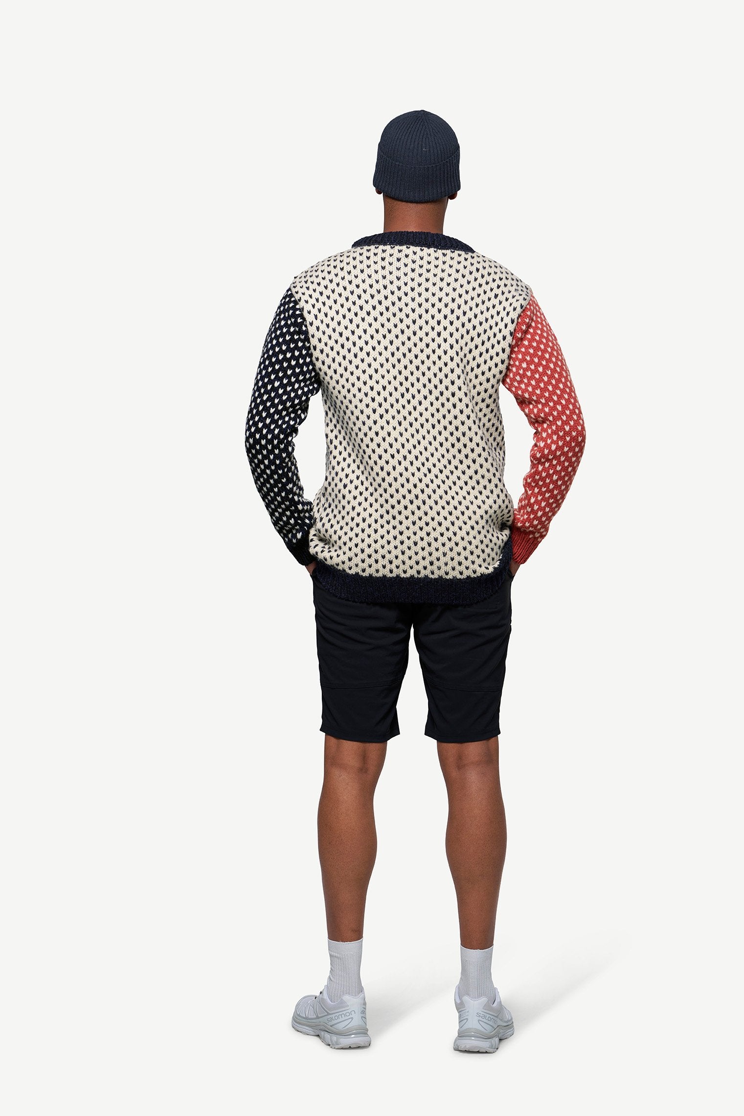 DevoldNordsjoWoolSweater-OffwhiteNavyMarsalaMenBackView