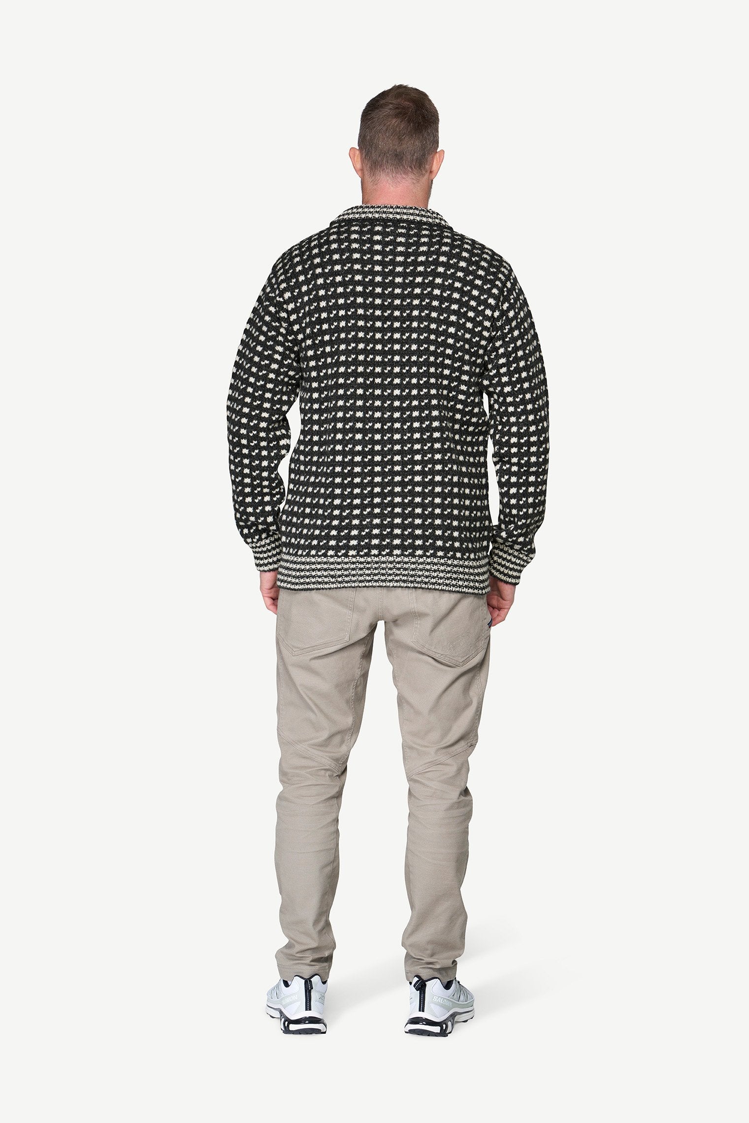 DevoldOriginalIslenderWoolSweater-AnthraciteOffwhiteManBackView