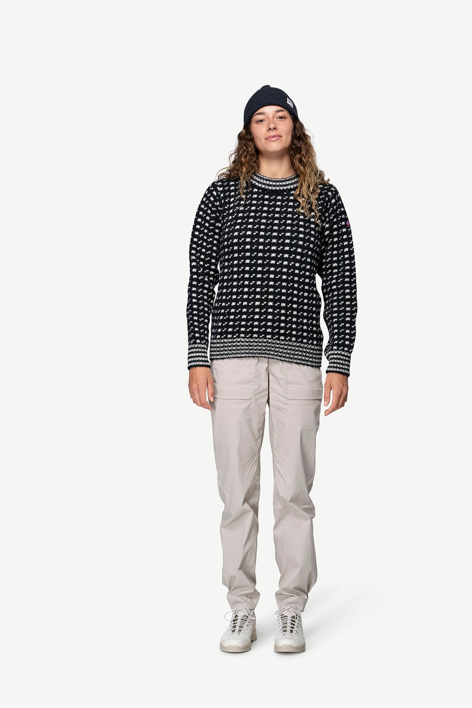 DevoldOriginalIslenderWoolSweater-AnthraciteOffwhiteWomen