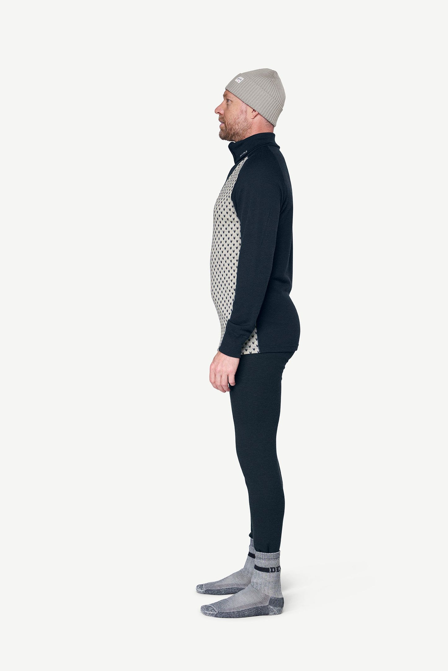 DevoldSignatureMerino230ZipMan-InkRawwhiteSideView