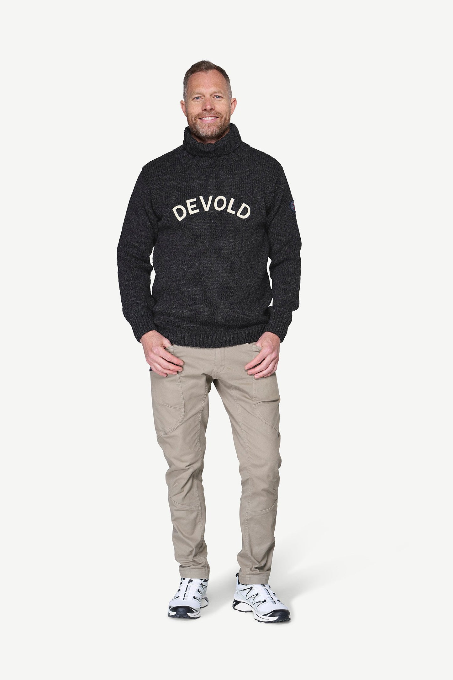 Devold_Nansen_Legacy_High_Neck_-_Anthracite_Offwhite_Men_Front_View