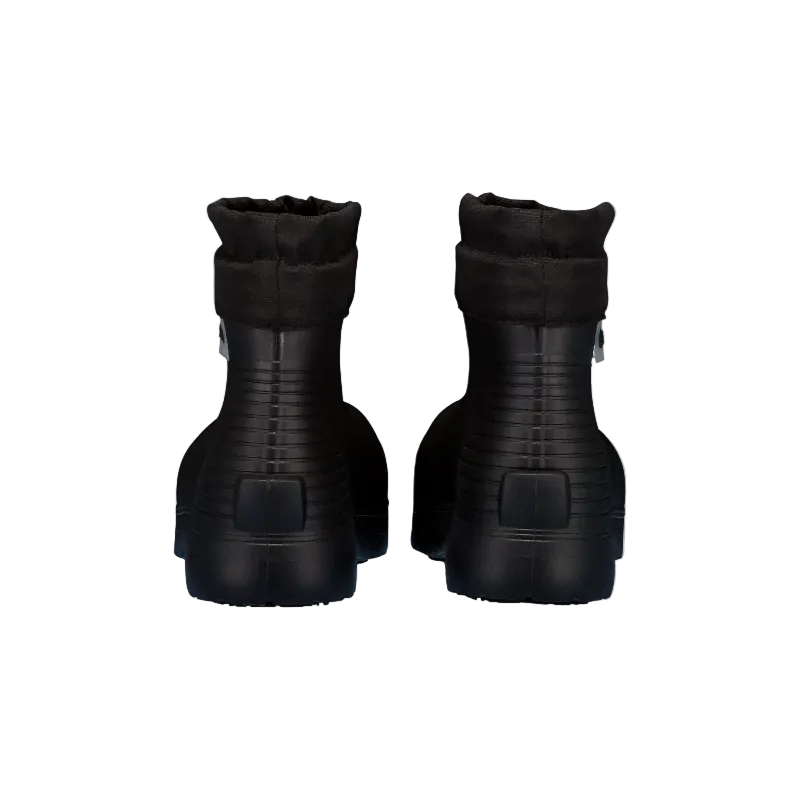 FubukiNiseko3.0LowBlackBootsPairBackView